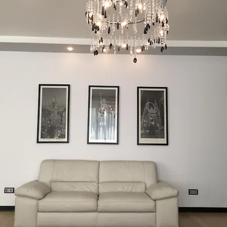 Nurly Tau 3-Bedroom With Views Almaty Exterior photo